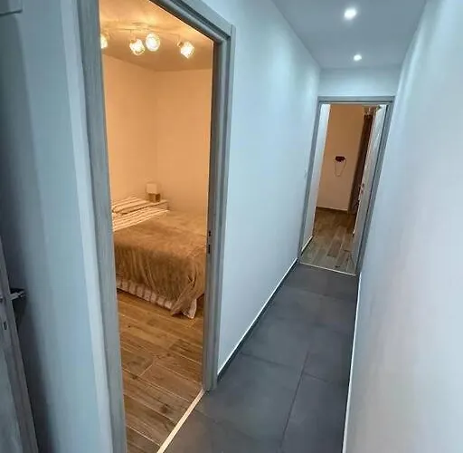 Διαμέρισμα 3 Pieces Refait A Neuf. Centre-ville. *